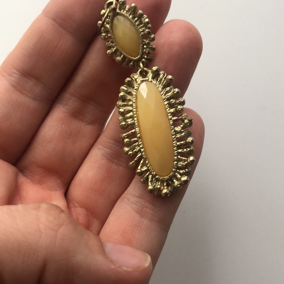 Nude Drop Earrings - Picture 2 of 2